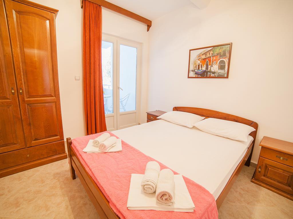 Apartments Ivan Petrovac Ruang foto
