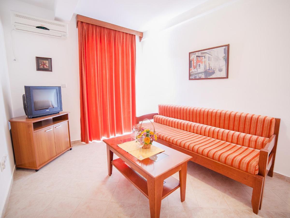 Apartments Ivan Petrovac Ruang foto