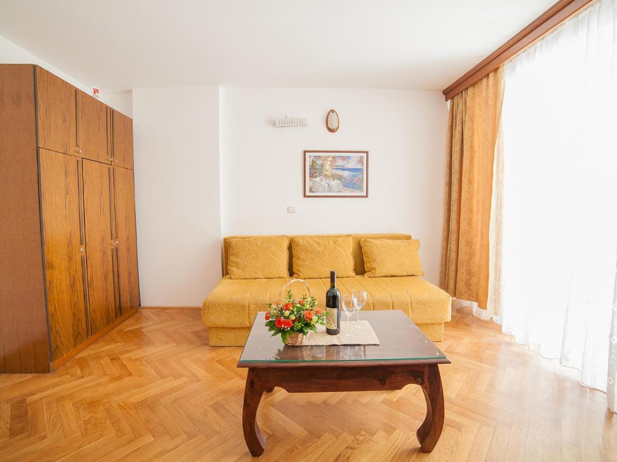 Apartments Ivan Petrovac Ruang foto
